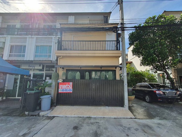 บ้าน The Plant นวมินทร์ 86 ขนาดพื้นที่ 18 ตรว. 4BEDROOM3ห้องน้ำ 4490000 - ราคาถูกเหลือเชื่อ รีโนเวทใหม่, หลังมุม