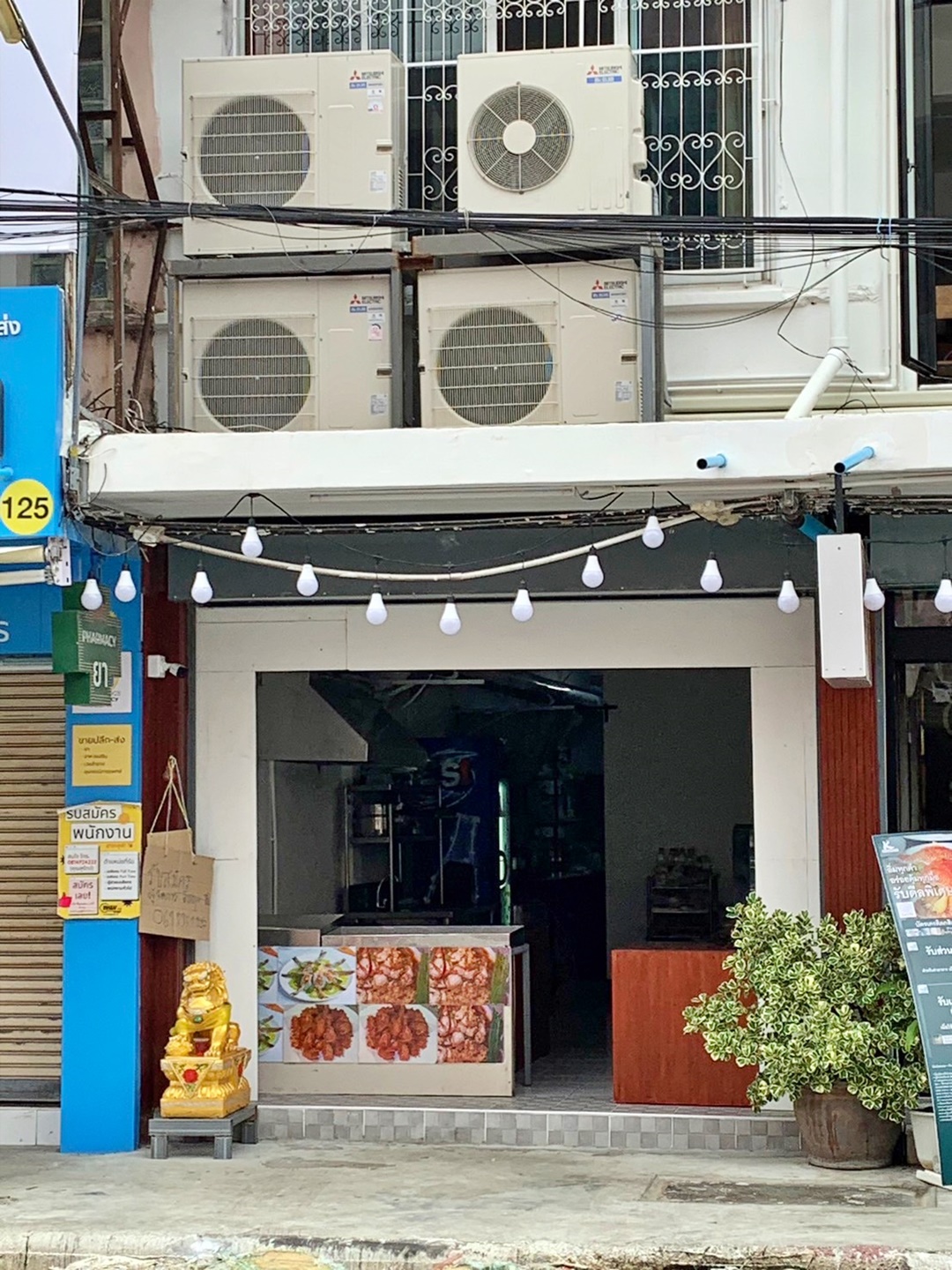 ให้เช่าร้านอาหาร ถนนบรรทัดทอง ในซอยจุฬา16 ในซอยร้านหนึ่งนมนัว พร้อมส่วนลด ร้านตกแต่งสวย