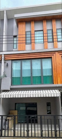 ให้เช่าบ้านใหม่ Premium Townhome  โครงการ Eigen Pattanakarn (ไอเจ้นท์ พัฒนาการ) 30,000 บาท/เดือน