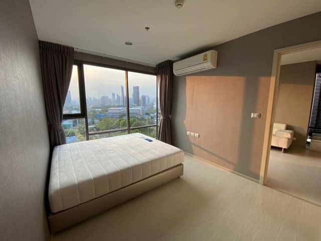 Rhythm Sukhumvit 42 safe clean quiet 9th floor BTS Ekkamai