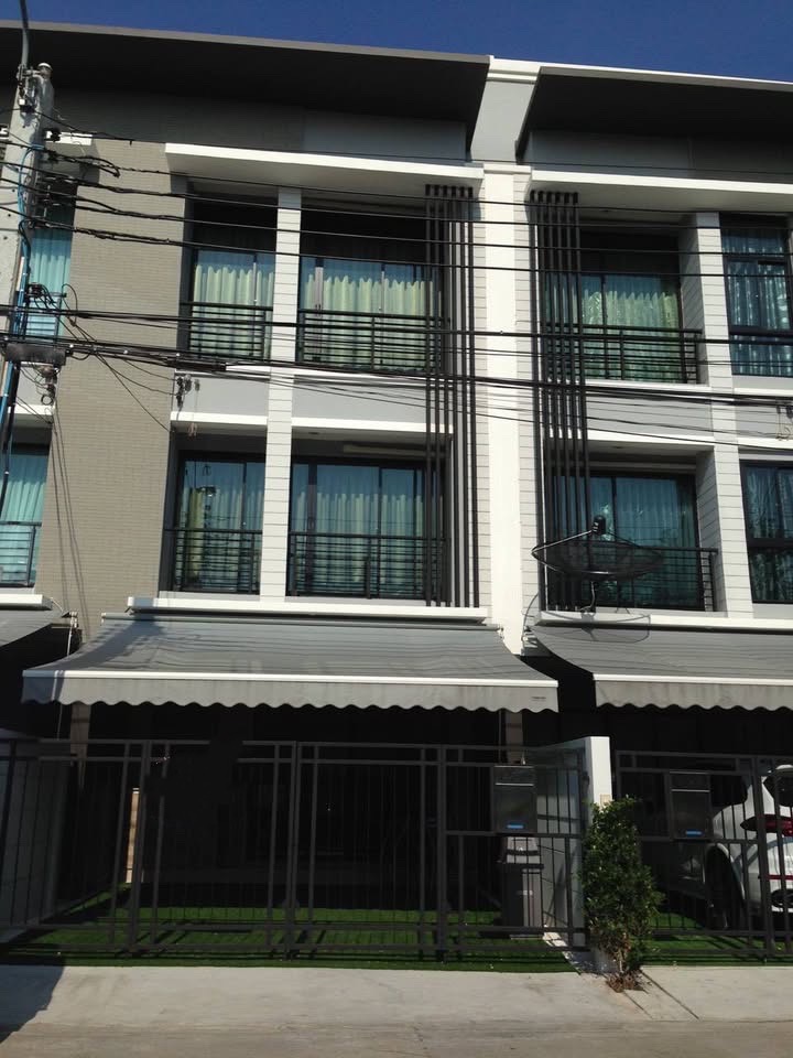 BH3348 ให้เช่าทาวน์เฮ้าส์ 3 ชั้น โครงการบ้านกลางเมืองพระราม 9-รามคำแหง | Townhouse for Rent @ Ramkhamhaeng