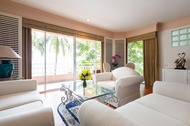 Springfield Beach Condominium in Cha Am  Phetchaburi For Sale อำเภอชะอำ เพชรบุรี